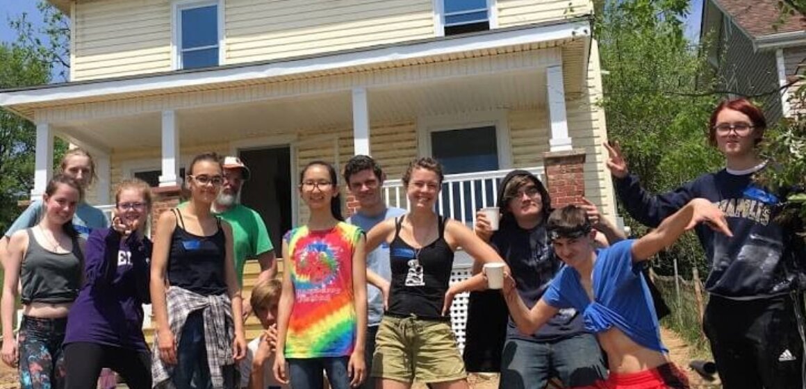 Spring 2018 Community Service Day with Habitat For Humanity