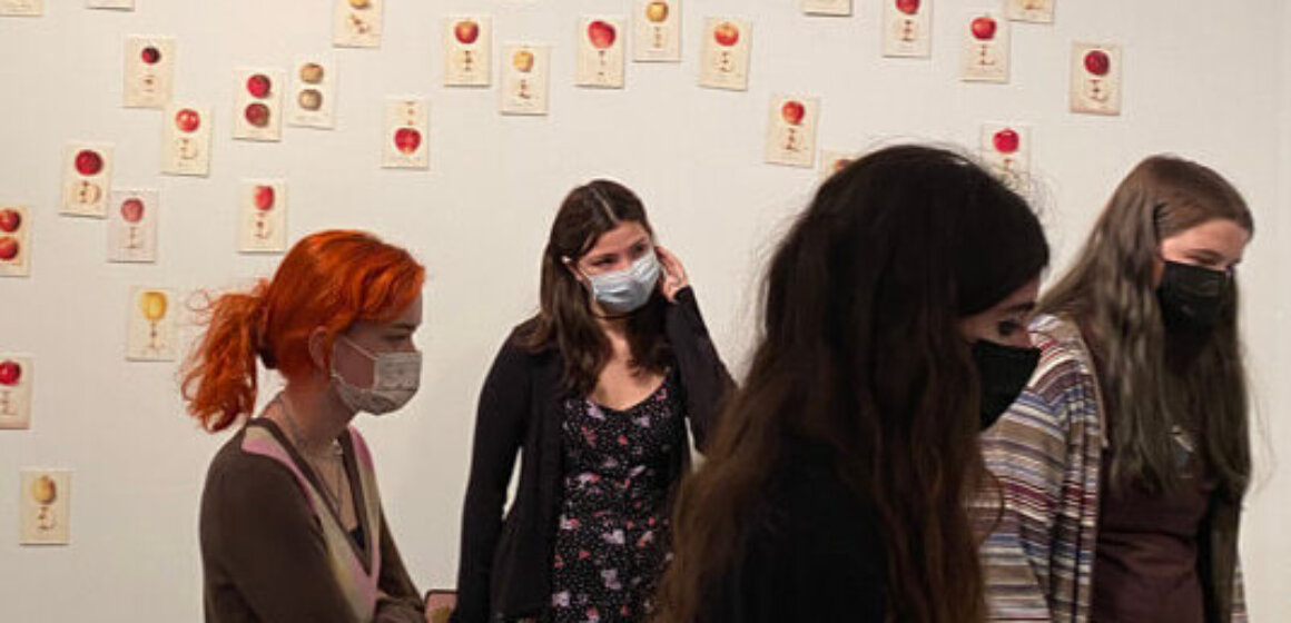 Galleries Class - Hollins University