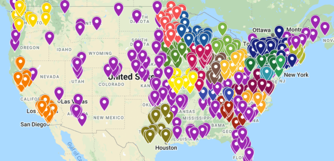 Spanish classes participate in Locura De Marzo