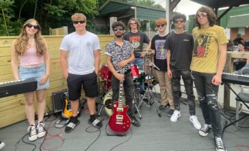 Village Gril Band FR - 37