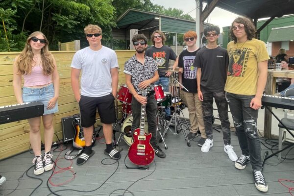 Village Gril Band FR - 37